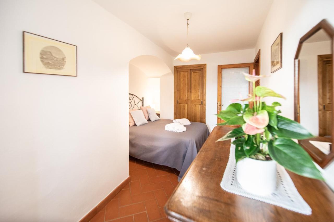 Casetta Di Butia, Appartamento Iris ลุคคา ภายนอก รูปภาพ